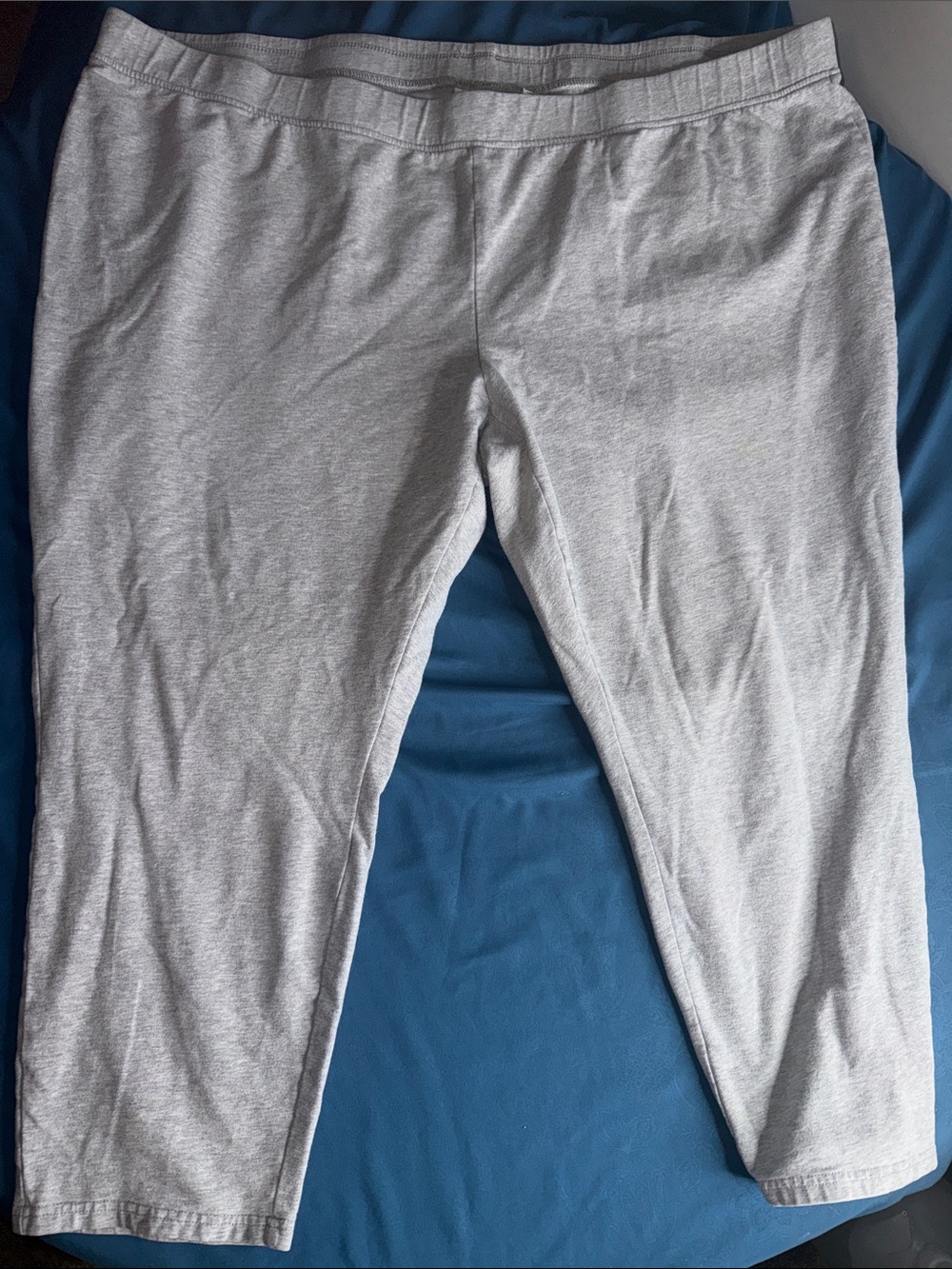 Light Gray Stretch Cotton Capri Pants